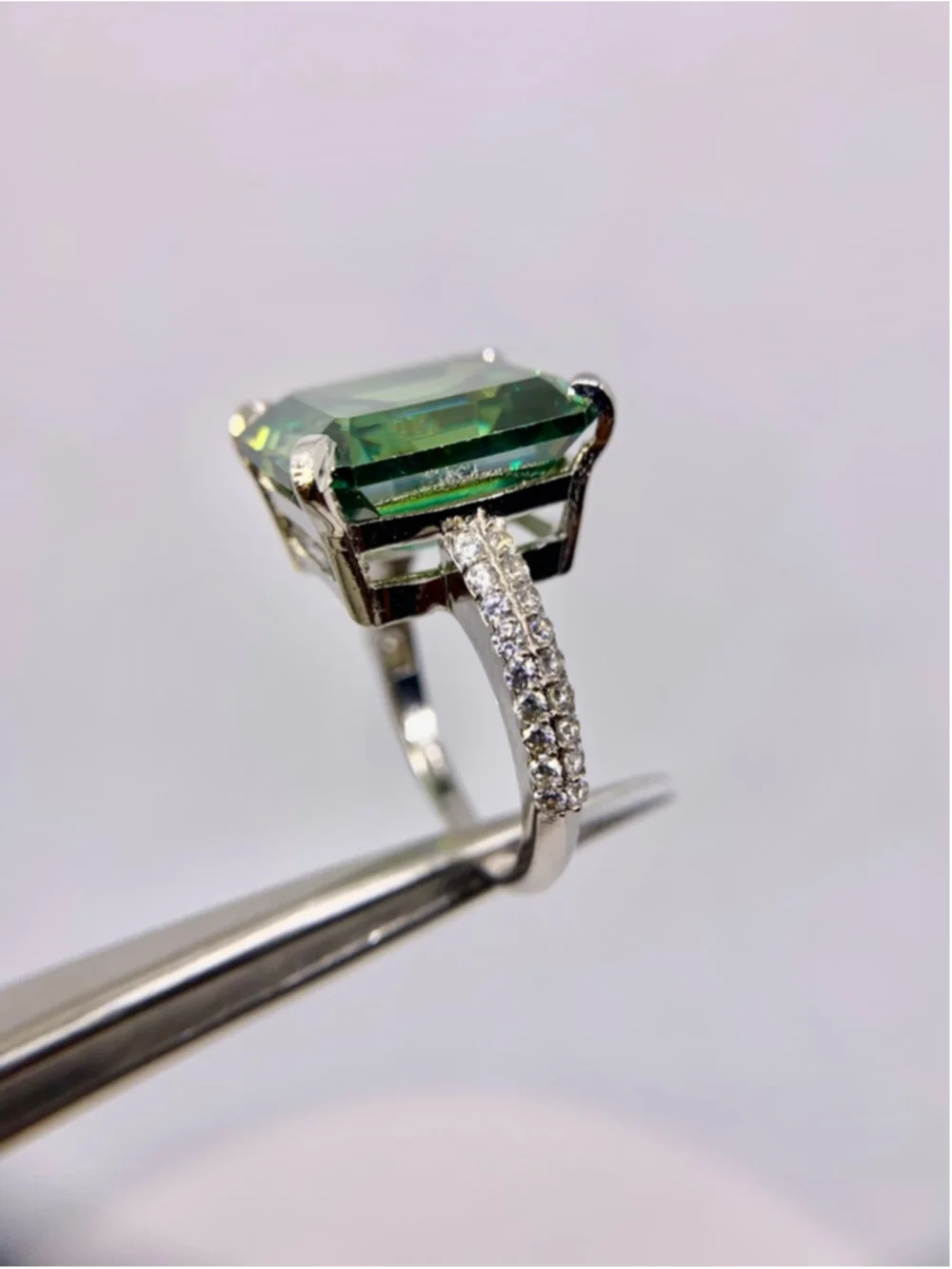 Emerald Cut Moissanite Ring Vivid Blue Green 925 10 Ct - Picture 7 of 10